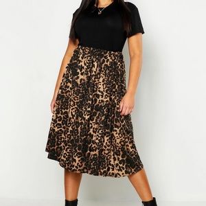 NWT Jersey Animal Print Midi Skater Skirt Size 20